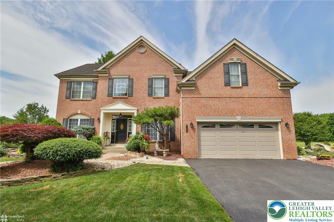 Property Photo: 5331 Greenbriar Drive PA 18017