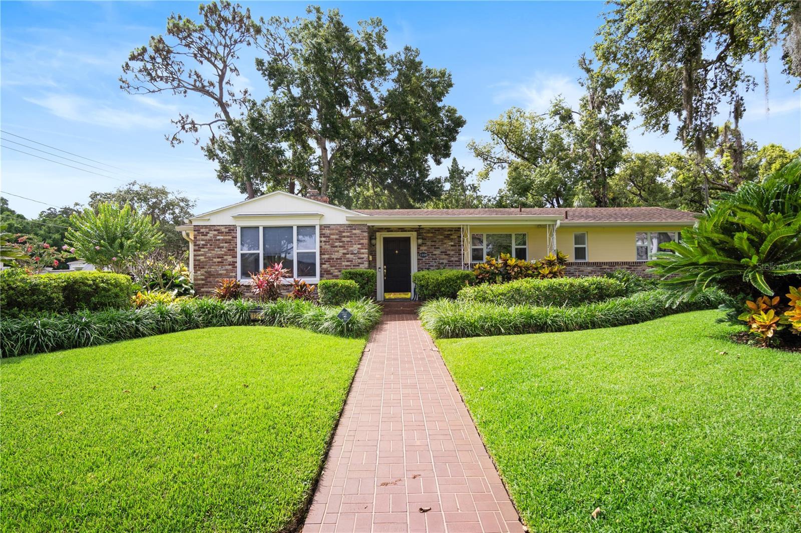 1228 Spring Lake Drive  Orlando FL 32804 photo