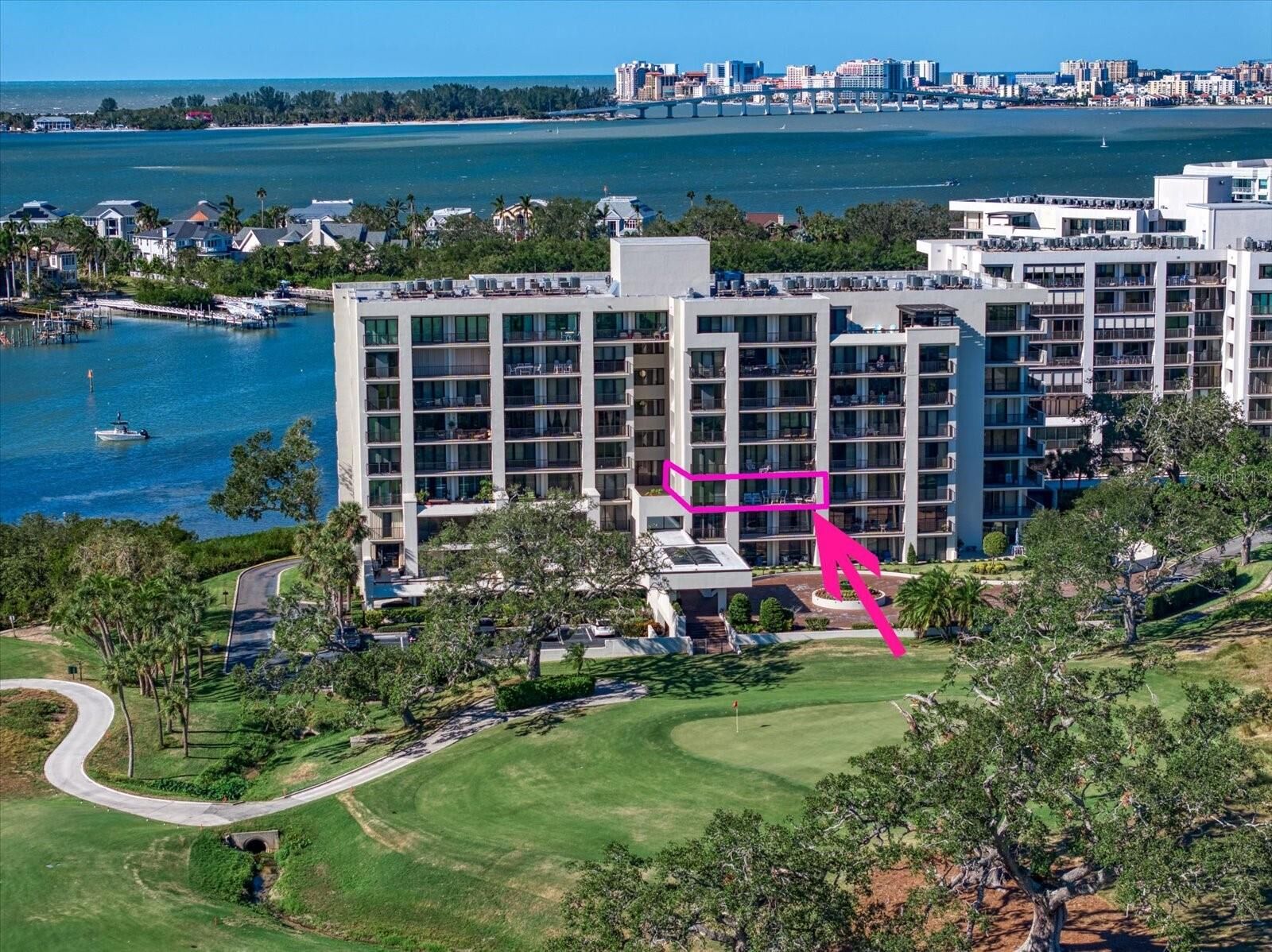 Property Photo:  4 Belleview Boulevard 305  FL 33756 