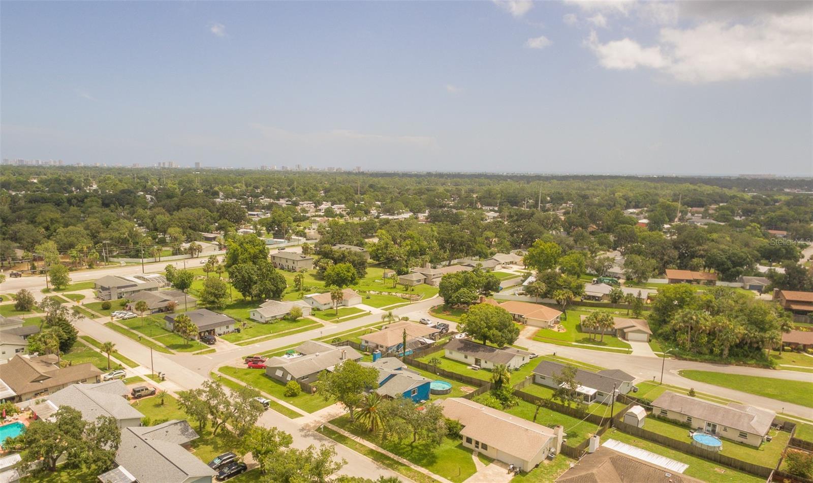 Property Photo: 204 Devon Street FL 32127