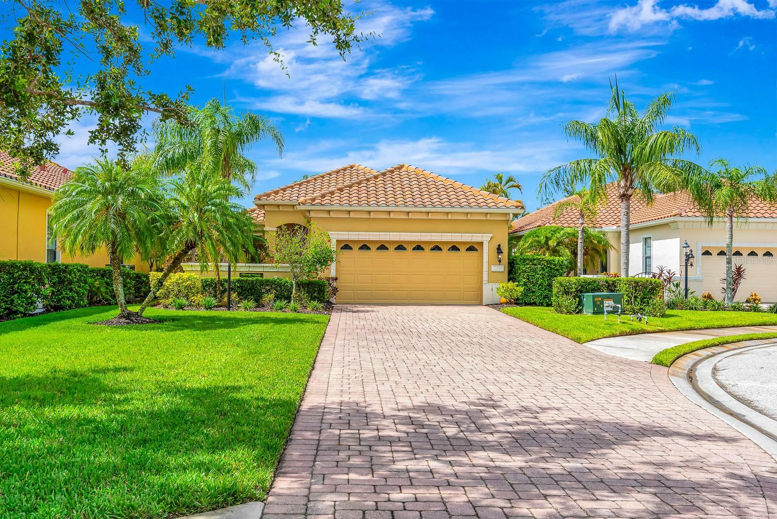 Property Photo: 7314 Wexford Court FL 34202
