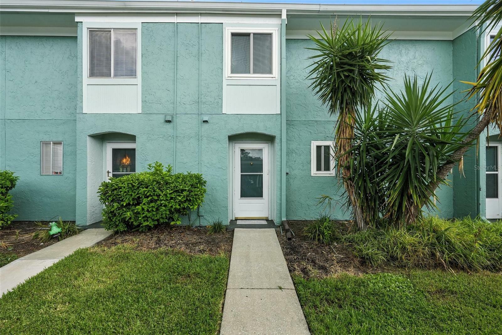 Property Photo: 143 114th Avenue N 143 FL 33716