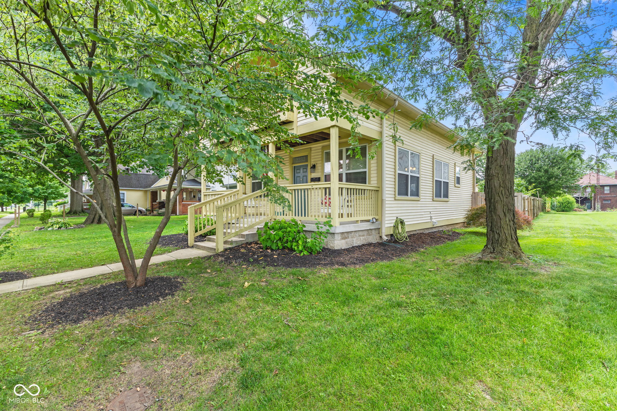 Property Photo:  2232 N Park Avenue  IN 46205 