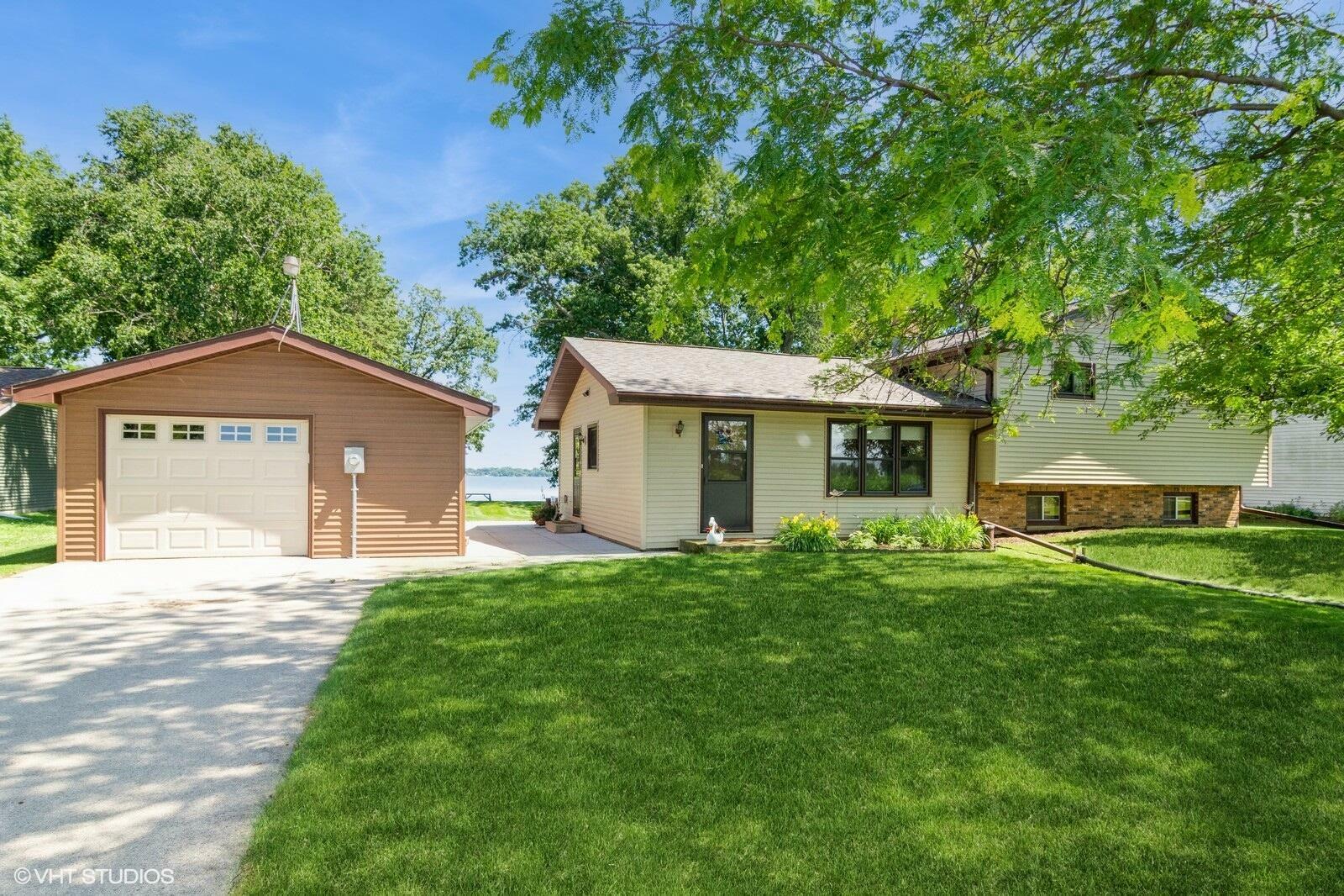 Property Photo: W9463 Stone Ledge Rd WI 53916