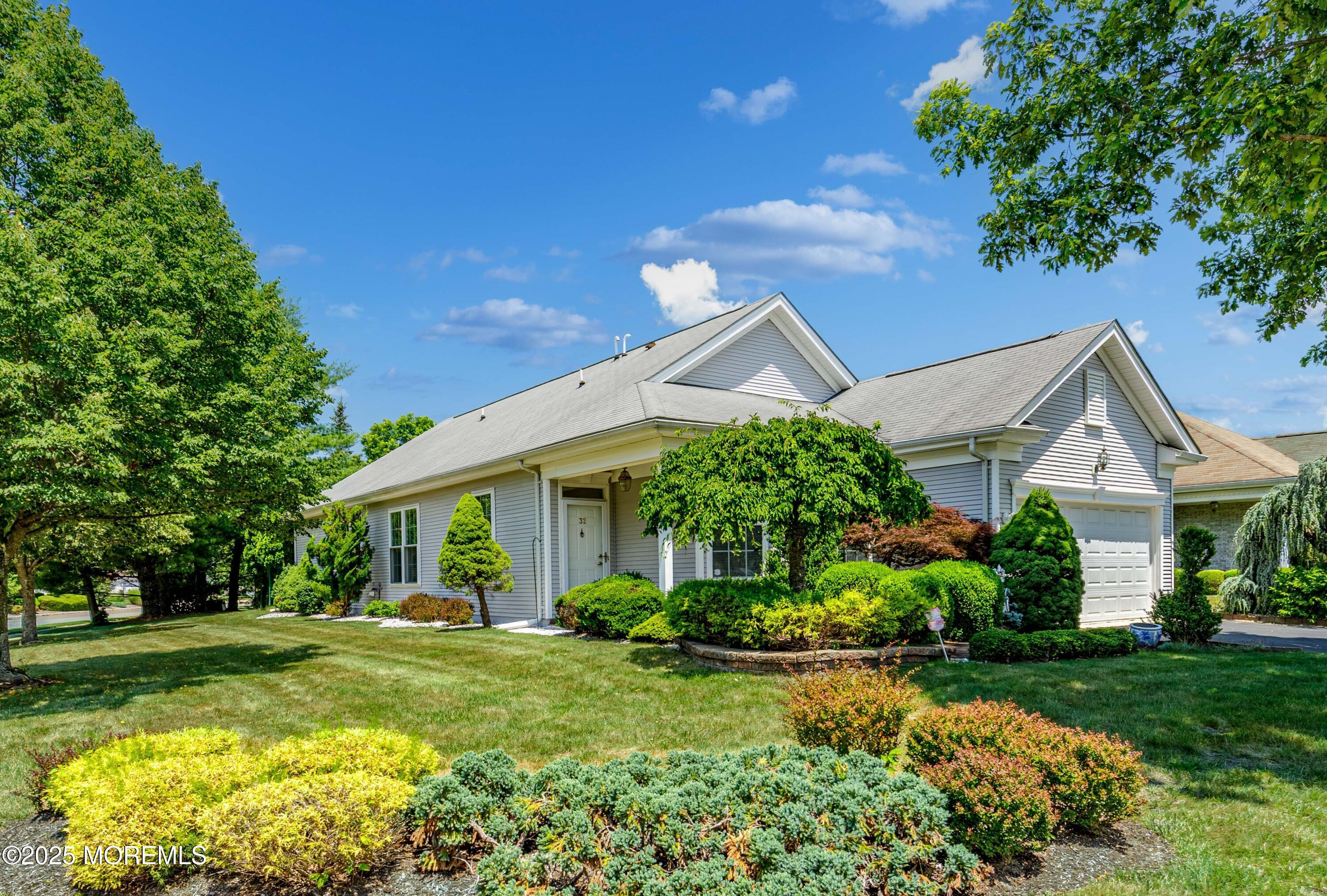 32 Waltham Way  Jackson NJ 08527 photo