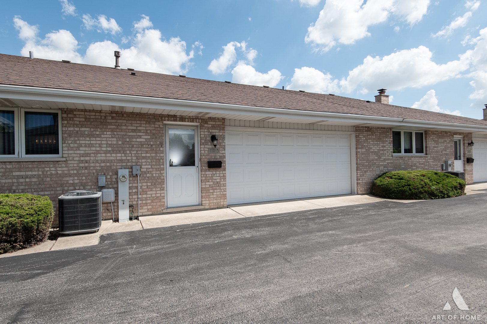 Property Photo: 11015 New Mexico Court IL 60467