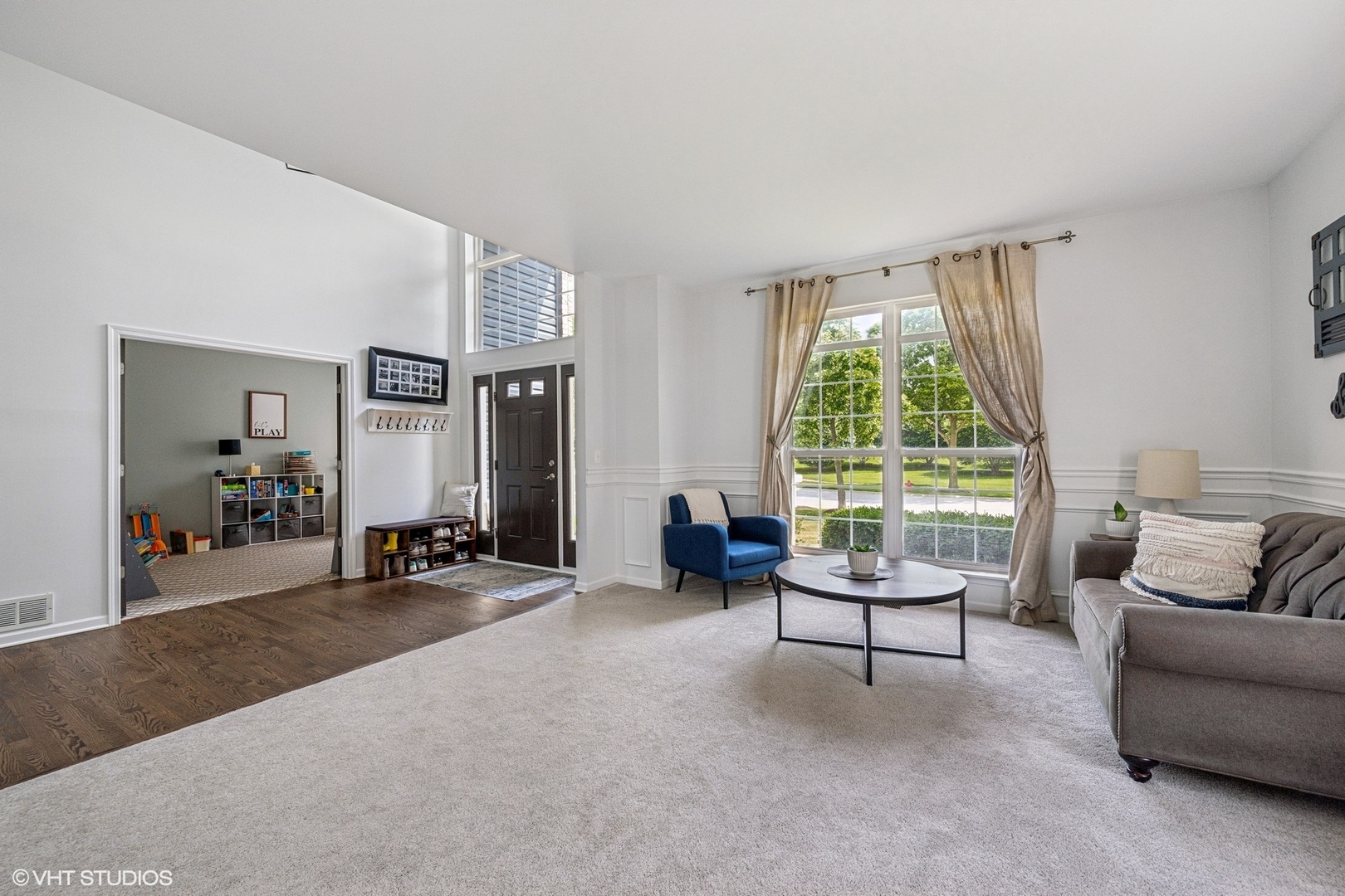 Property Photo:  350 Sterling Circle  IL 60013 