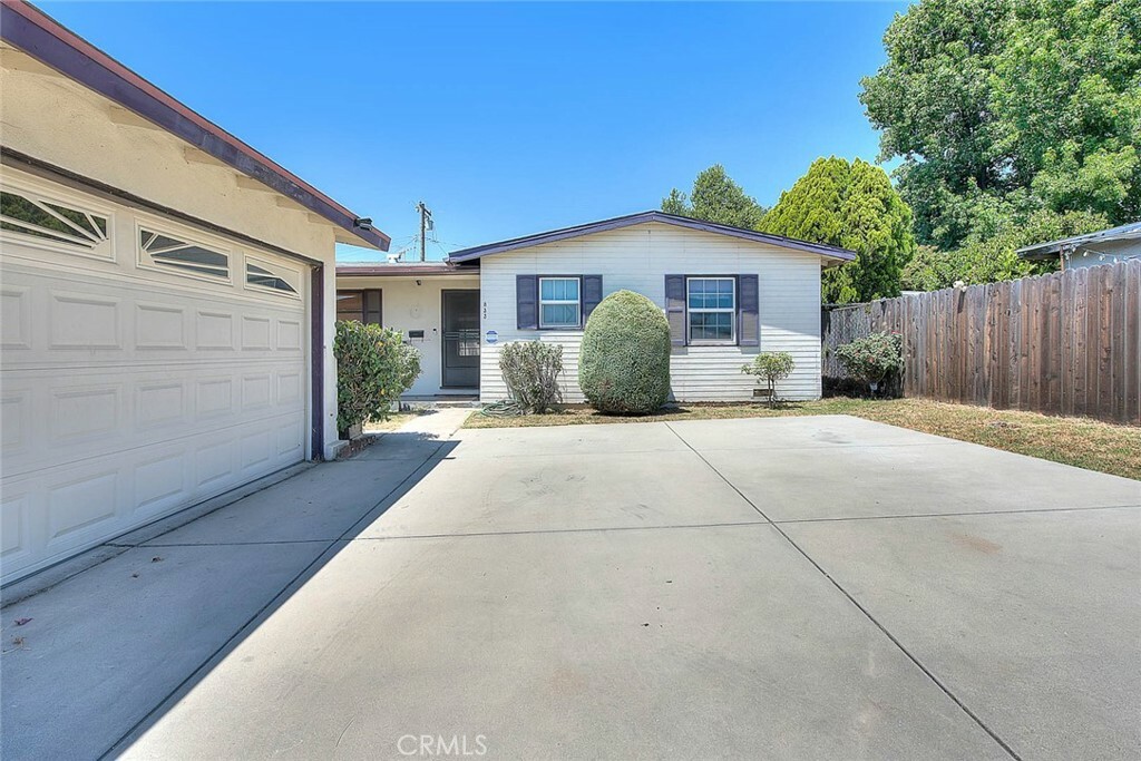 Property Photo: 833 W Orangepath Street CA 91741