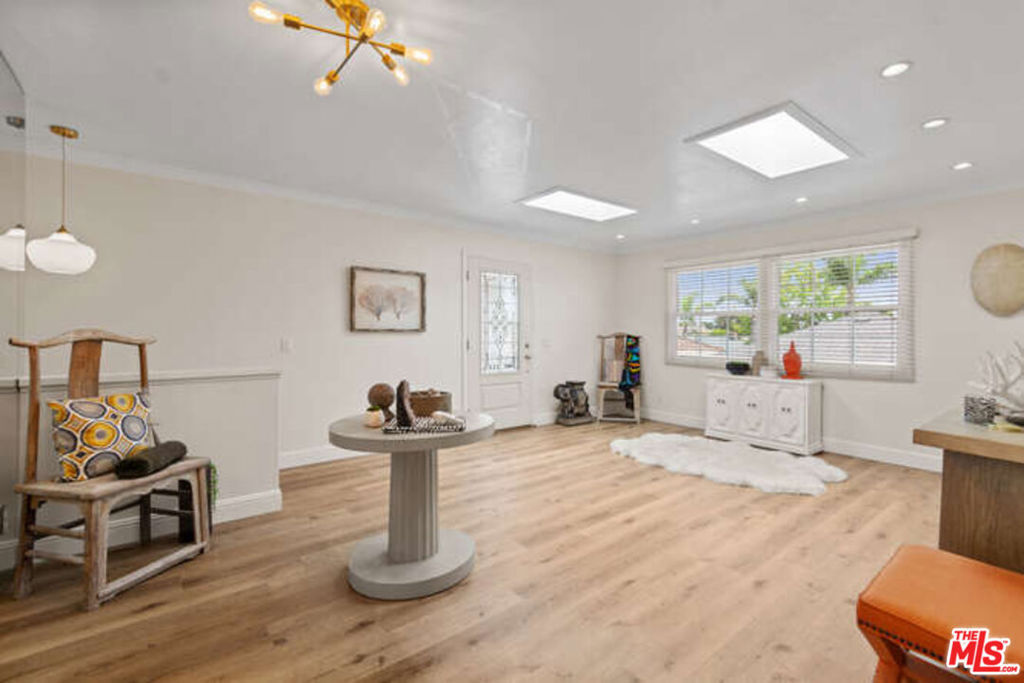 Property Photo: 16951 Canyon Lane CA 92649