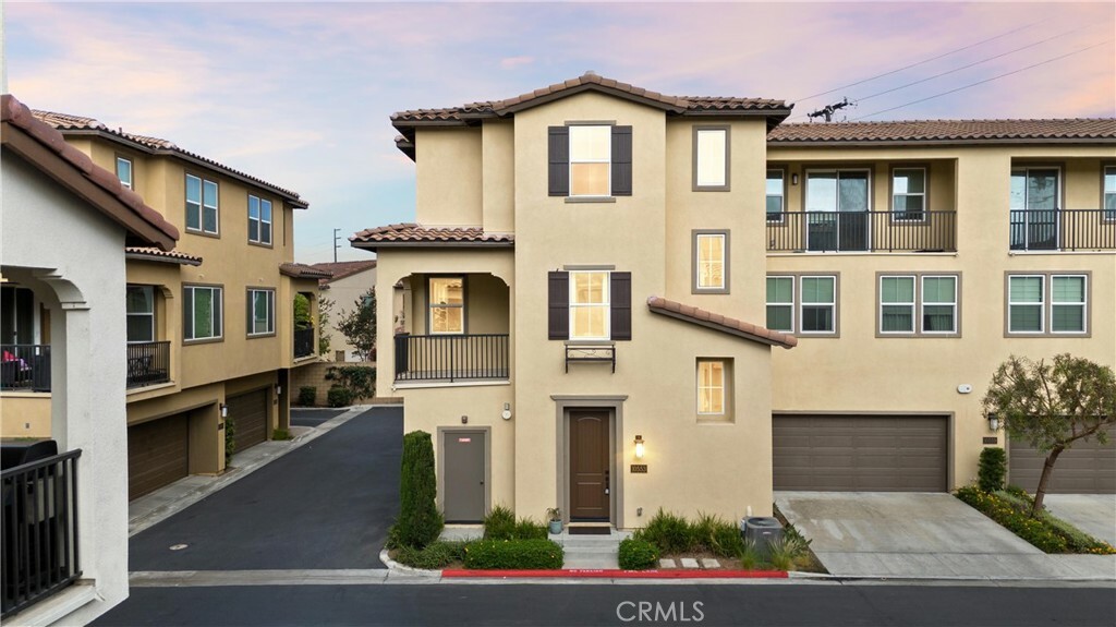 Property Photo: 10553 Acorn Place CA 90720