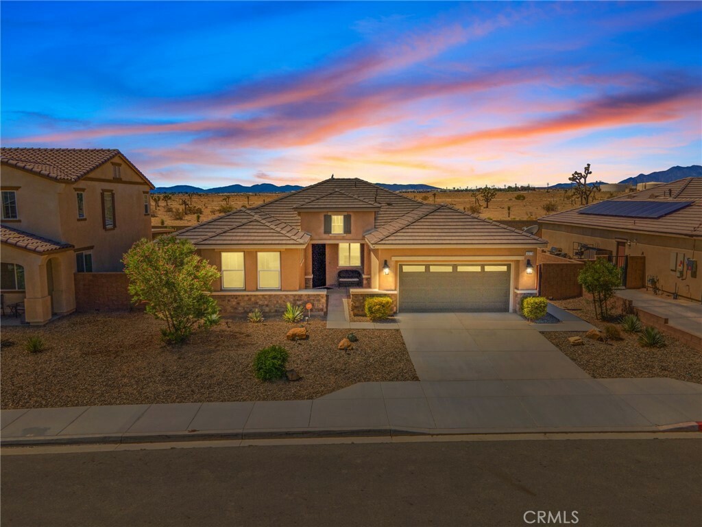 Property Photo:  12273 Del Sur Street  CA 92392 
