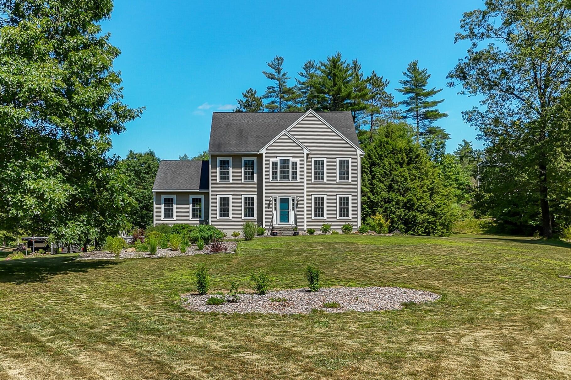 Property Photo: 14 Stevens Court ME 03901