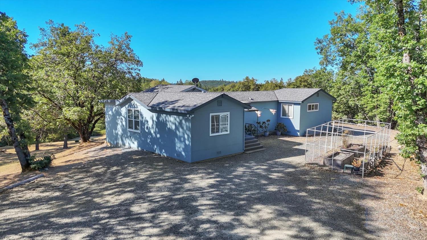 Property Photo: 10114 Francisco Lane CA 95959