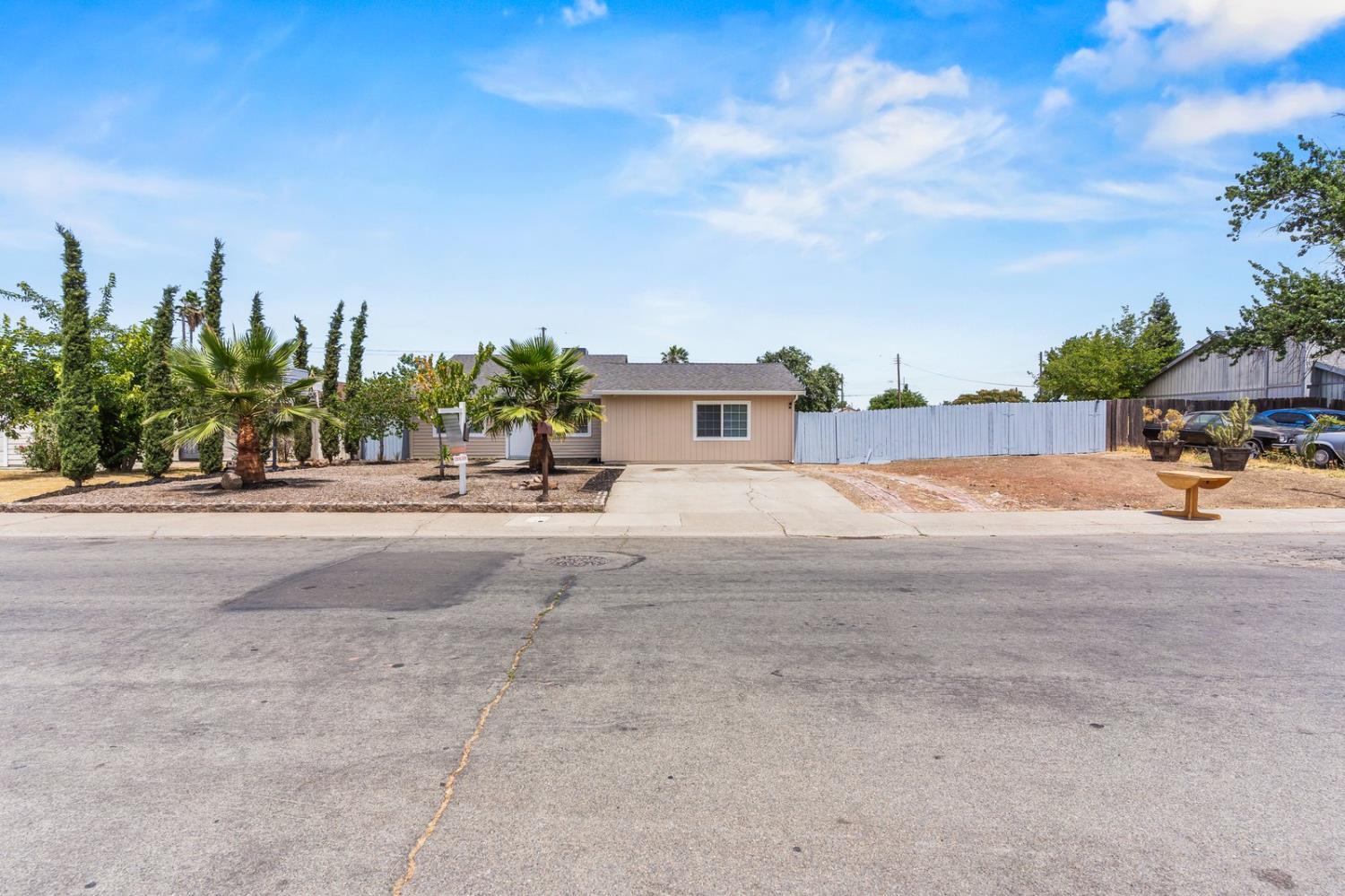 2641 51st Avenue  Sacramento CA 95822 photo