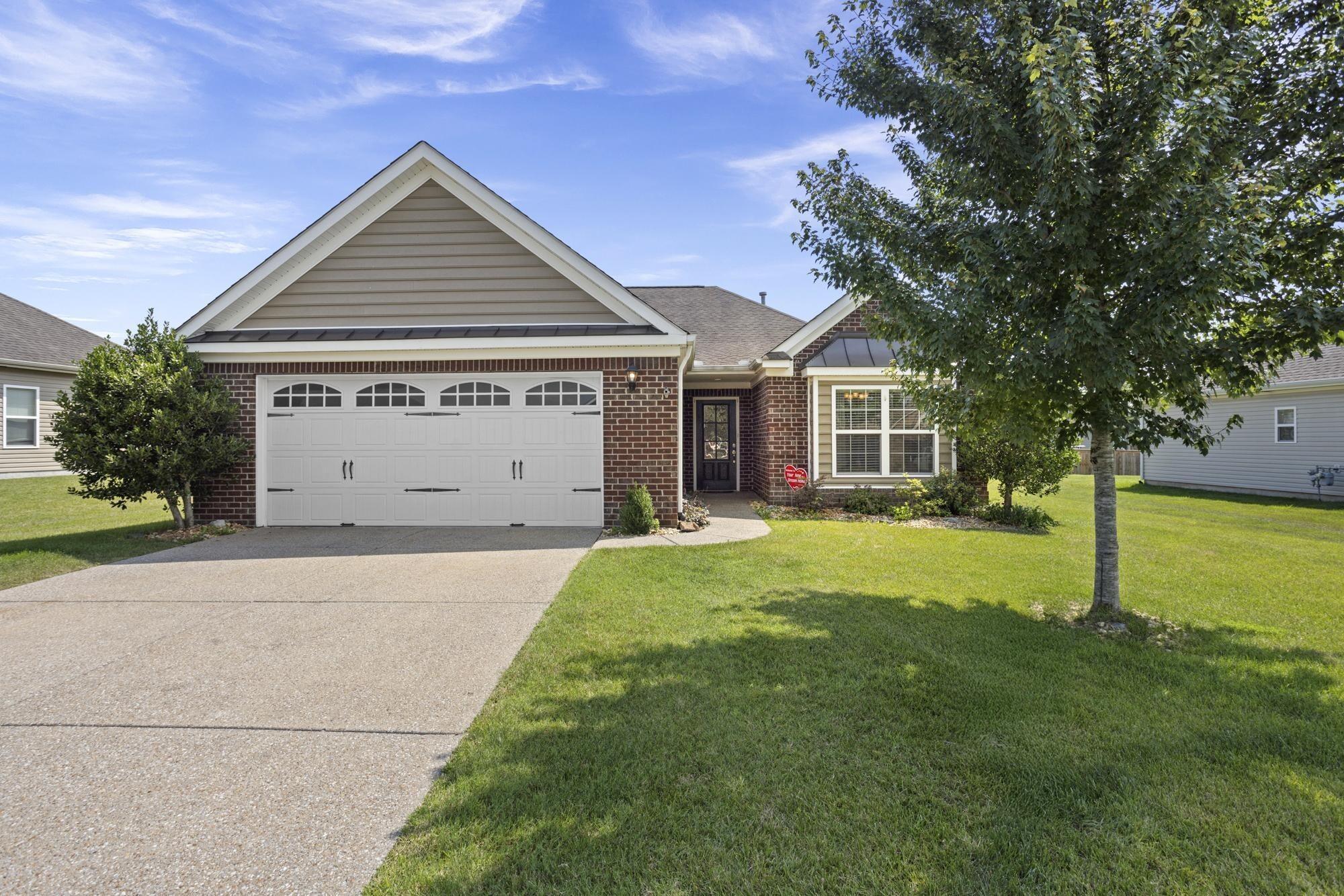 Property Photo: 1075 Campbell Ave TN 37066
