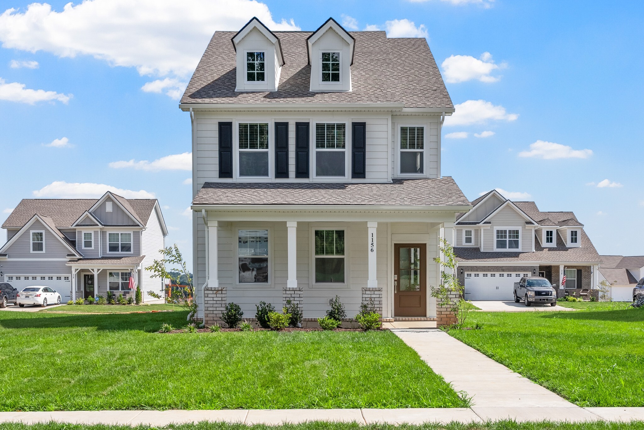 Property Photo: 1156 Ross Farms Blvd TN 37043