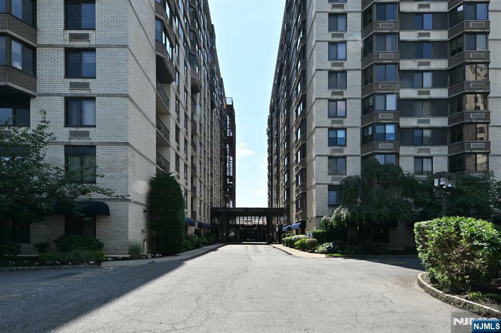 Property Photo: 316 Prospect Avenue 9E NJ 07601