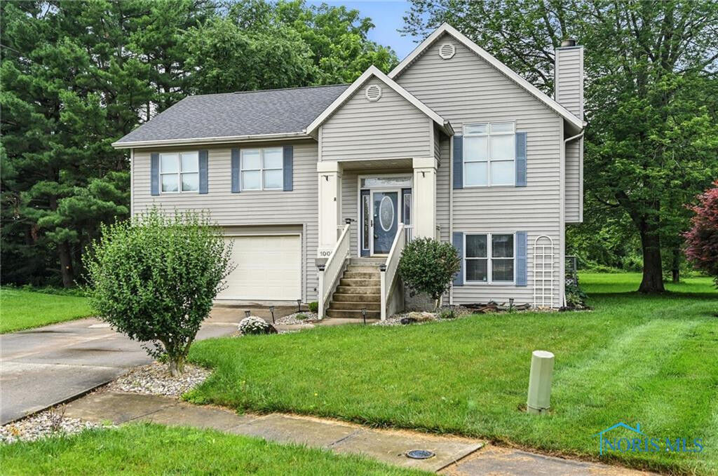 Property Photo:  1000 Crystal Meadows Court  OH 45840 