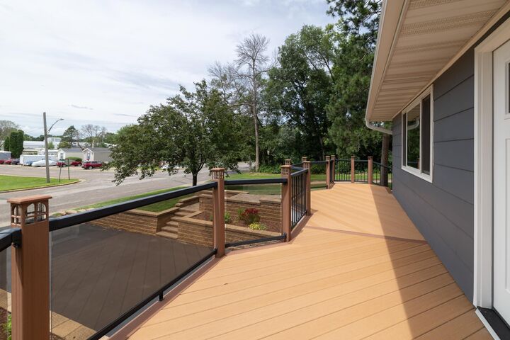 Property Photo: 728 Linn Street N WI 54021