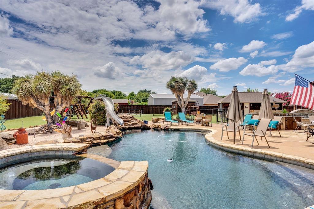 Property Photo:  1158 Lynn Way  TX 75165 