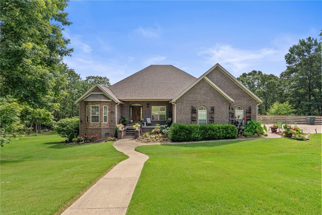 Property Photo:  492 E Fairway Lane  AR 72701 