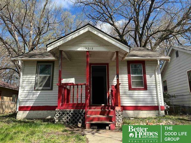Property Photo: 5215 N 38th Street NE 68111