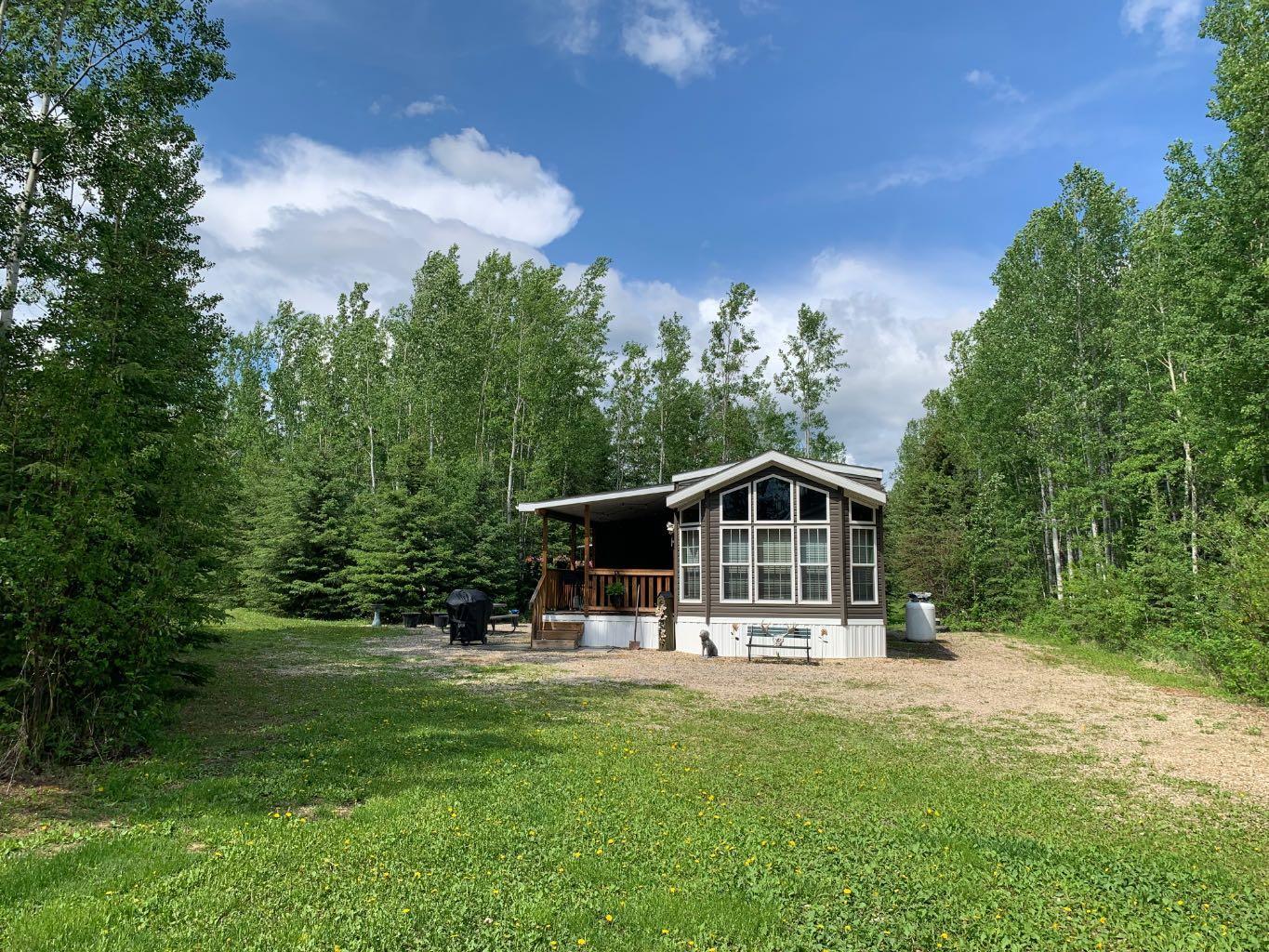 Property Photo: 56302 Range Road 144 15 AB T7Y 0A6