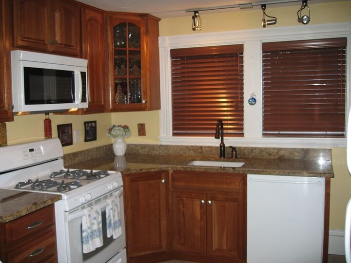 Property Photo:  8 Morse Ave 2  MA 02062 