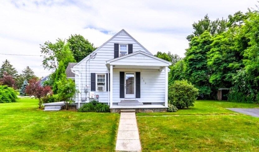 Property Photo: 123 Park Hill Ave MA 01527
