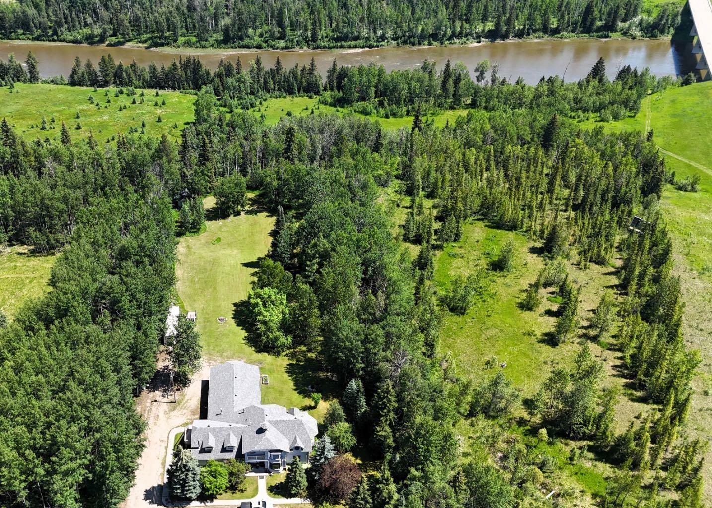 Property Photo: 53305 Range Road 165 AB T7E 3K4