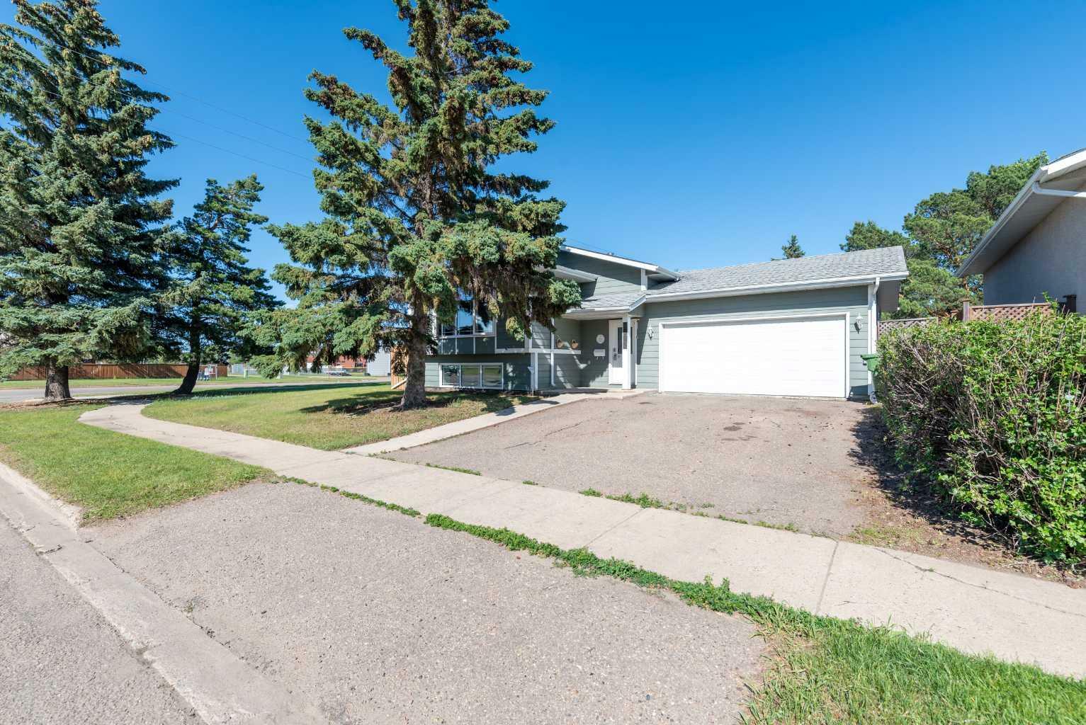 Photo de la propriété: 3505 45 Avenue SK S9V 1P8
