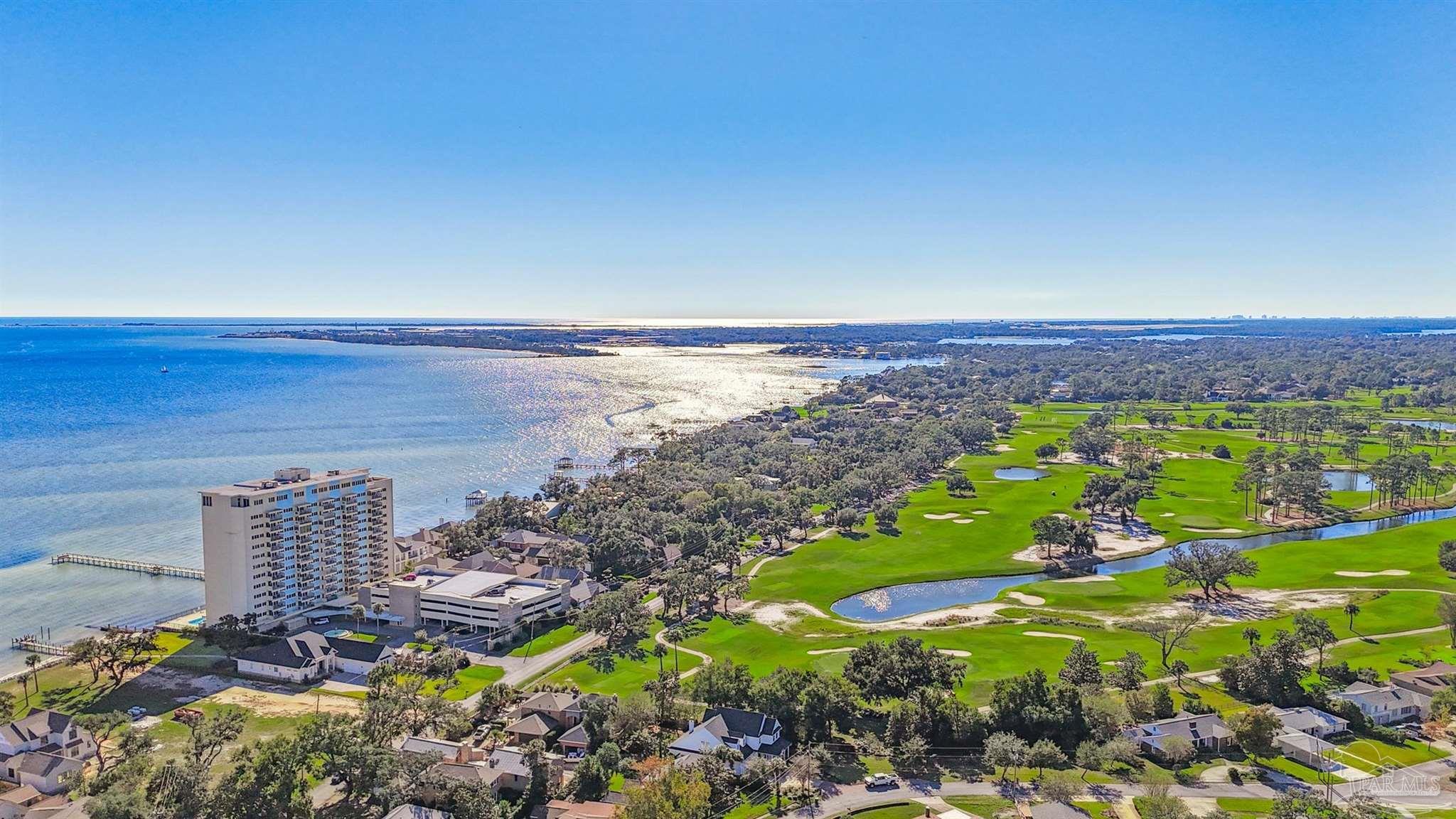 Property Photo: 825 Bayshore Dr 608 FL 32507