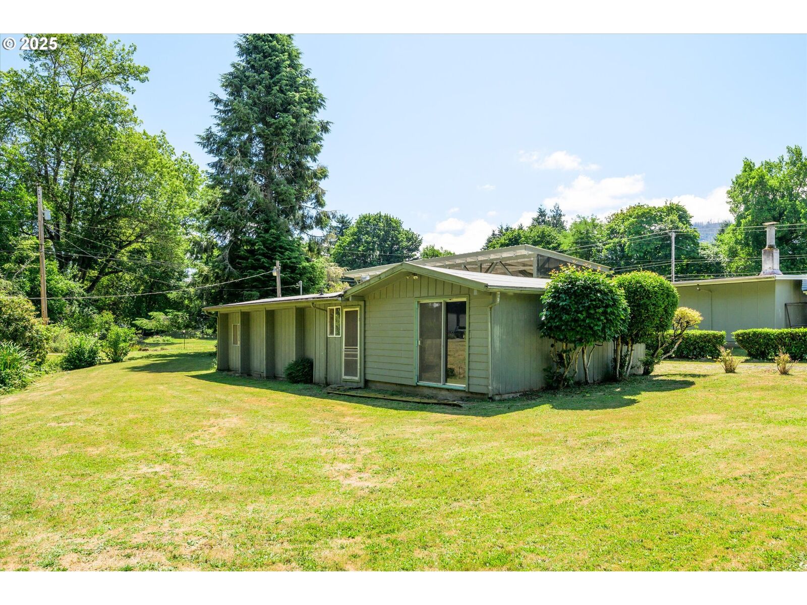 Property Photo:  42789 McKenzie Hwy  OR 97489 
