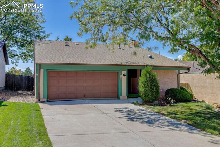 Property Photo:  27 Terrace Drive  CO 81001 