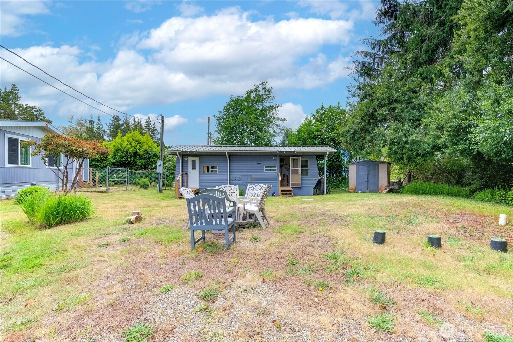 Property Photo: 1402 301 Place WA 98640
