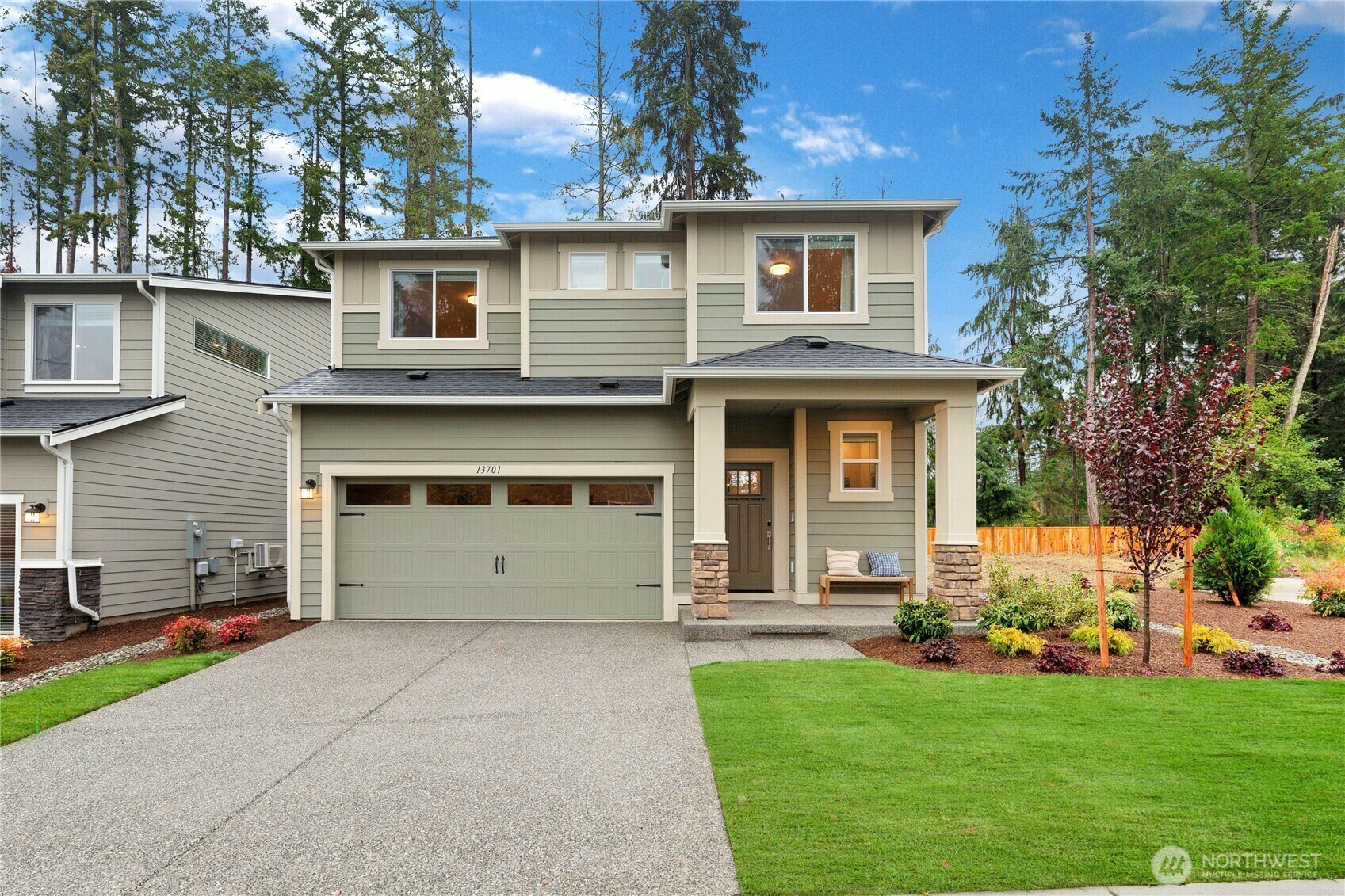 13701  60th Avenue E  Edmonds WA 98026 photo