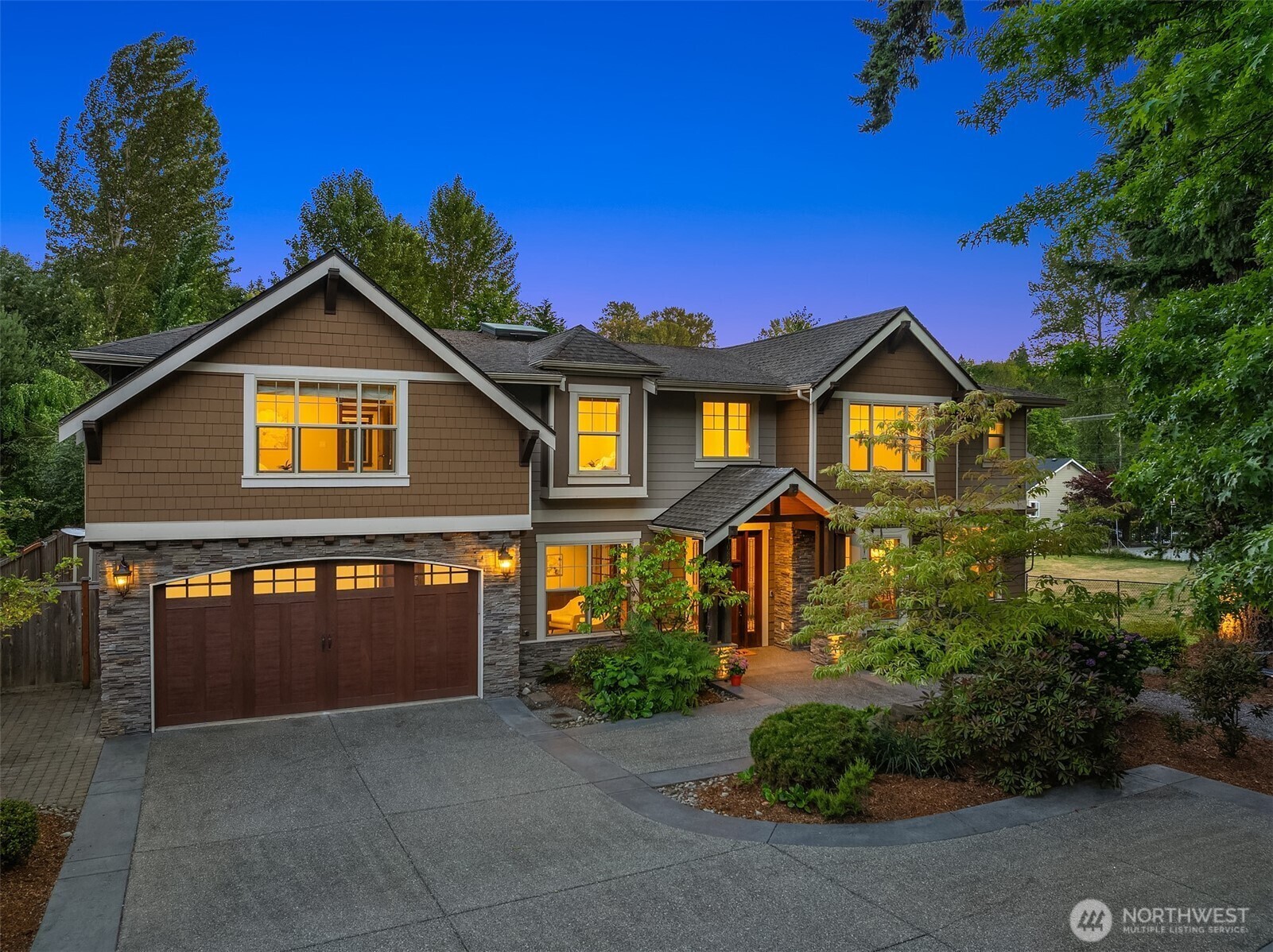 Property Photo:  10823 NE 108th Street  WA 98033 