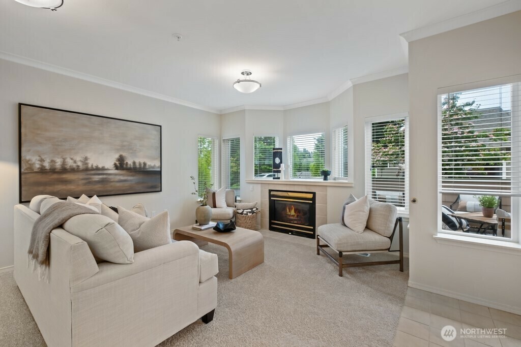 Property Photo: 22752 SE 43rd Court WA 98029