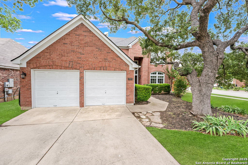 Property Photo: 1326 Delmont TX 78258