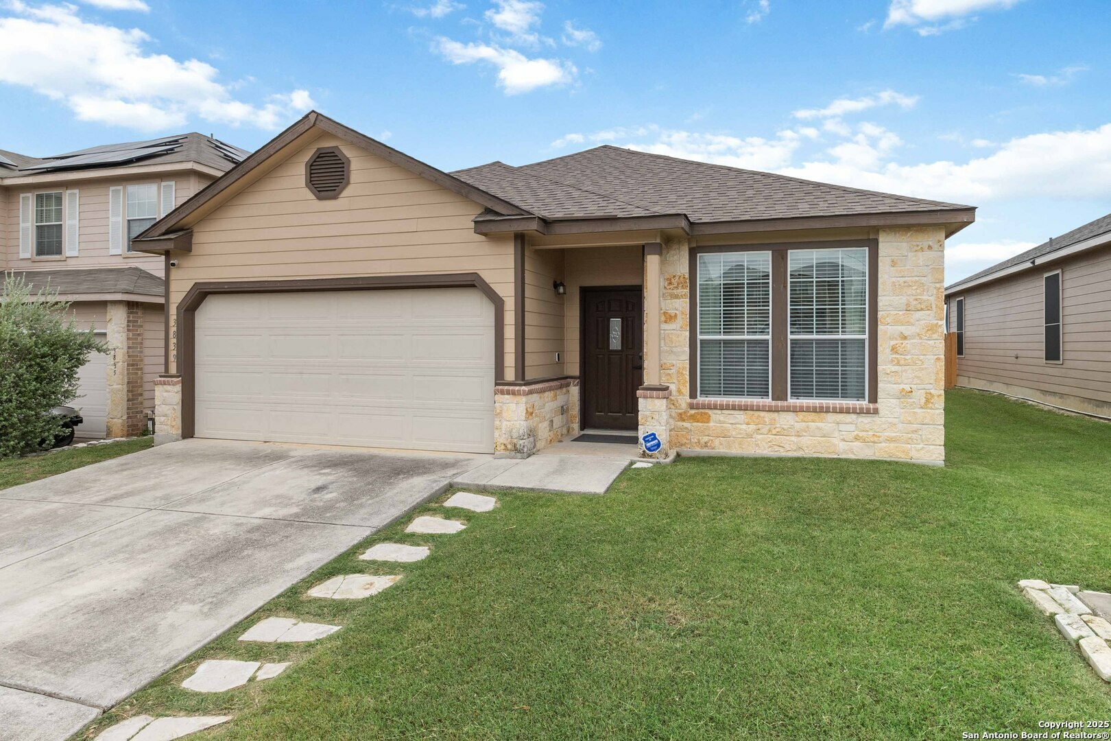 Property Photo: 3839 Mahogany TX 78261