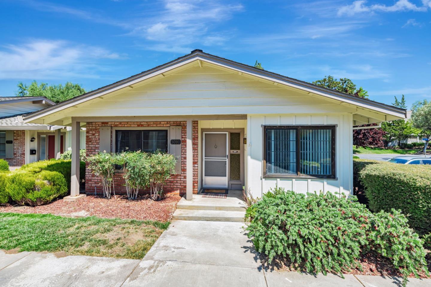 Property Photo: 5090 Cribari Place CA 95135
