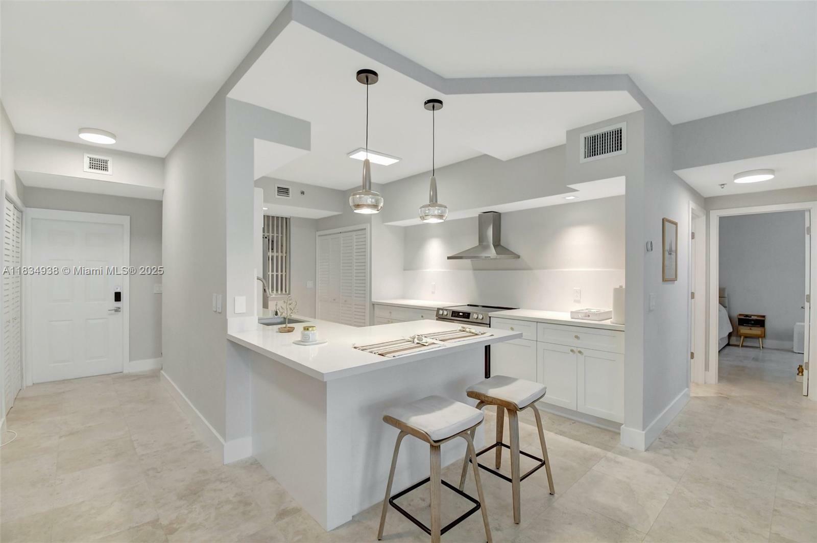 Property Photo:  3205 NE 184th St 9106  FL 33160 