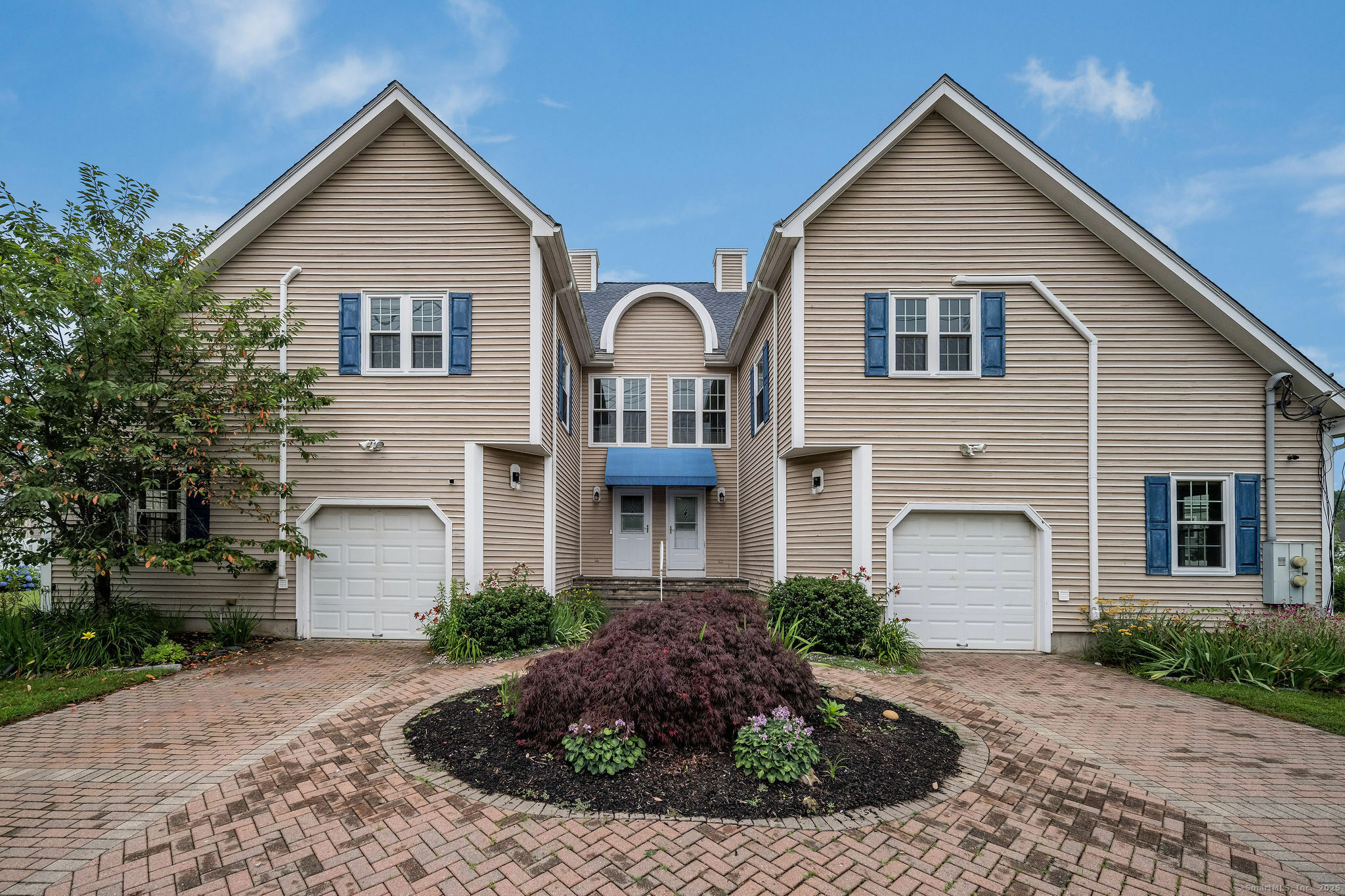 Property Photo:  94 Waldron Drive  CT 06498 