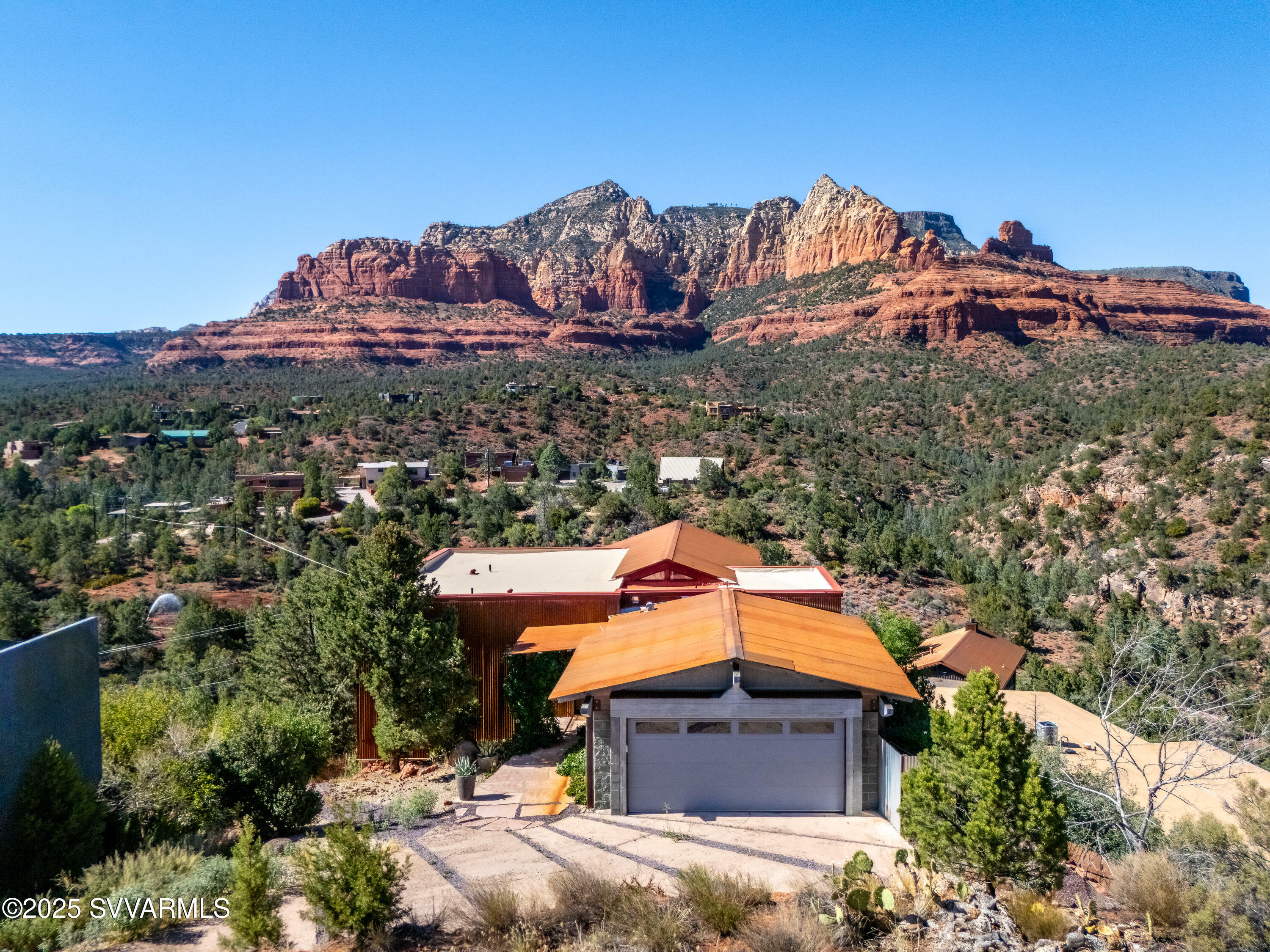 Property Photo: 585 Norbie Rd AZ 86336