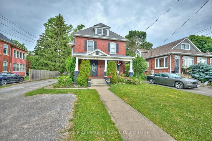 Property Photo:  218 Phipps Street  ON L2A 2V5