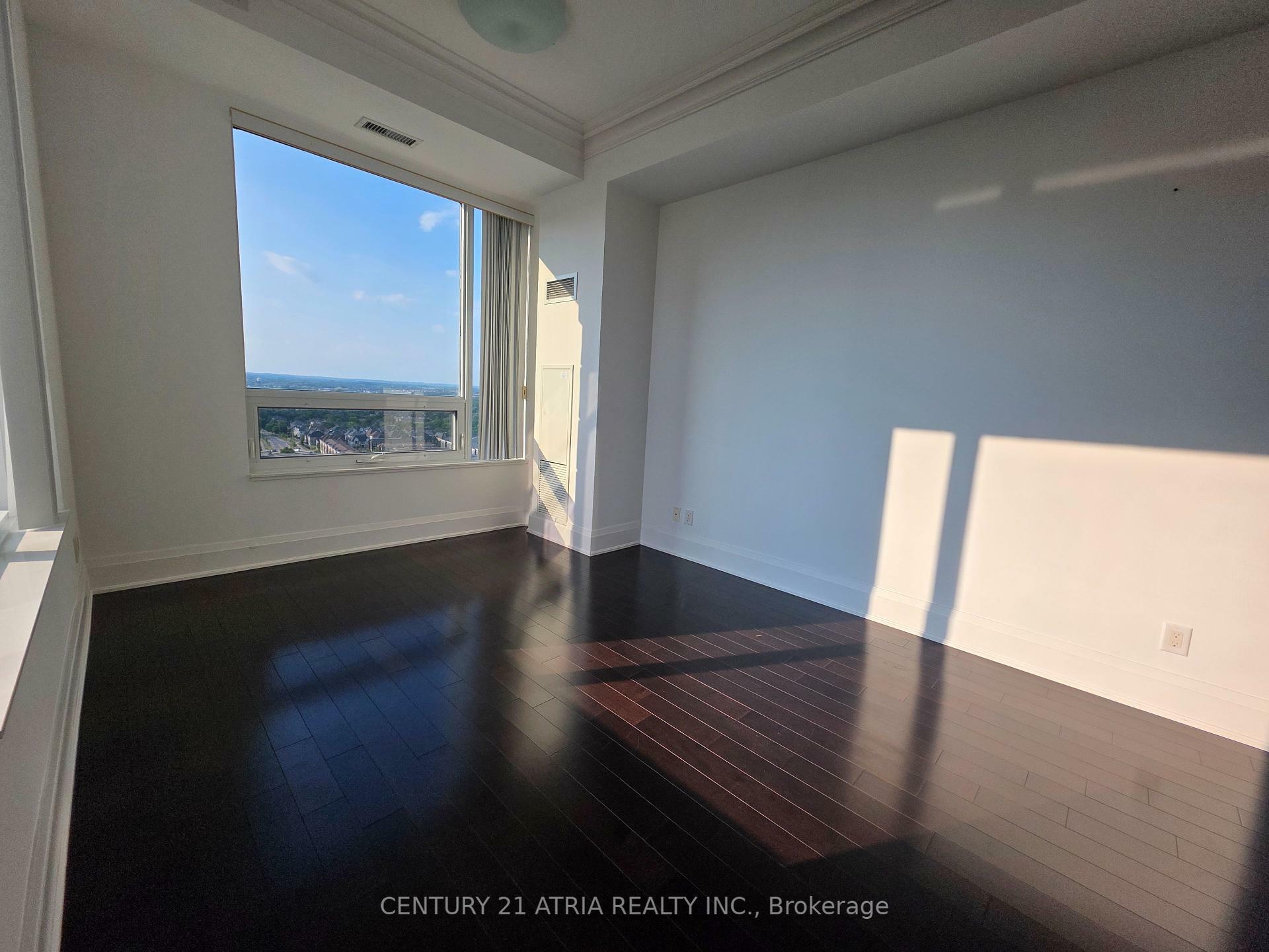 Photo de la propriété:  8200 Birchmount Road Ph1  ON L3R 9W1 