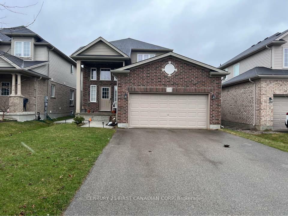 Property Photo: 2317 Yellowbirch Way ON N6G 0L2