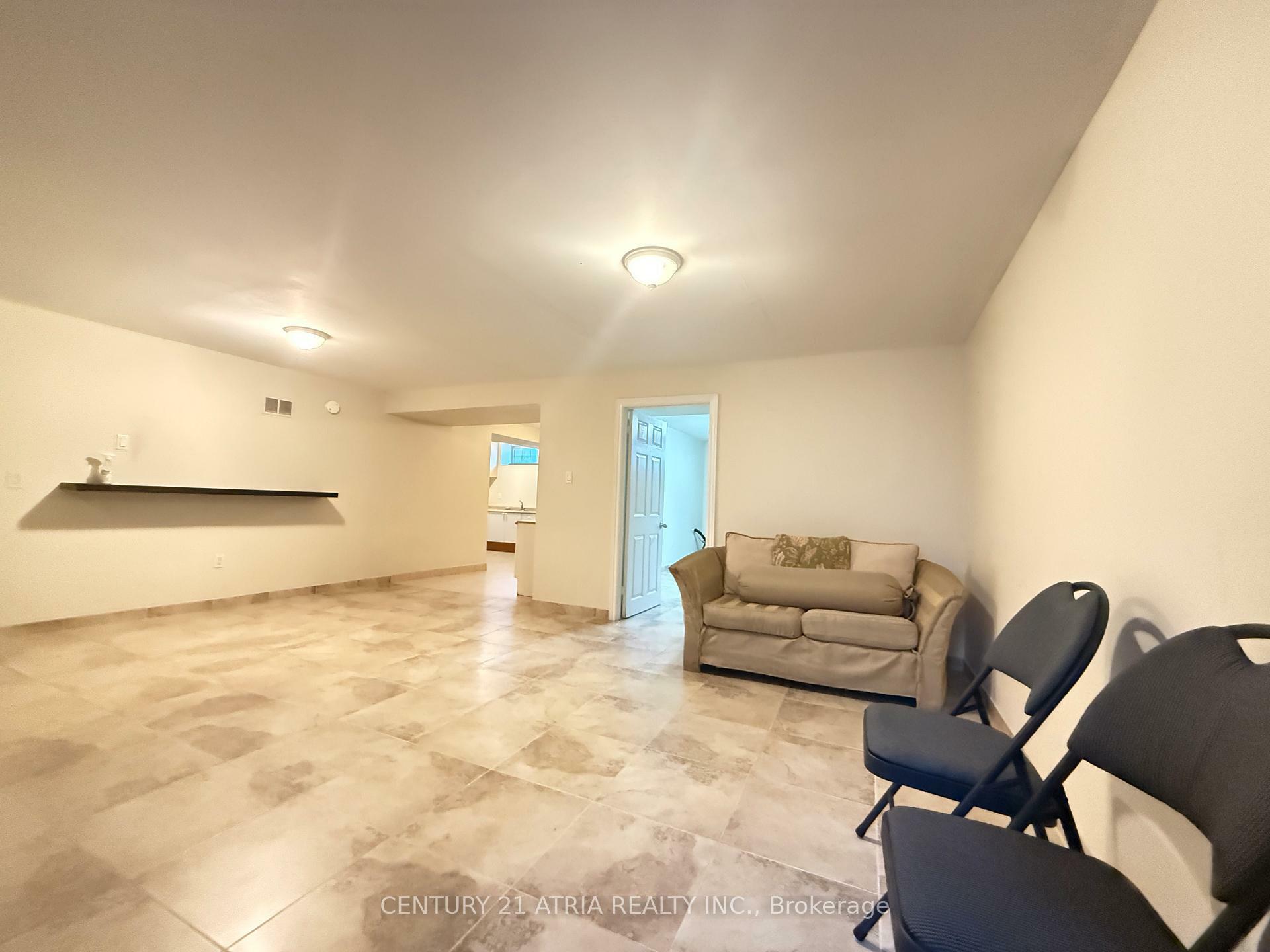 Property Photo: 94 Kings Crescent Bsmt ON L1S 2M7