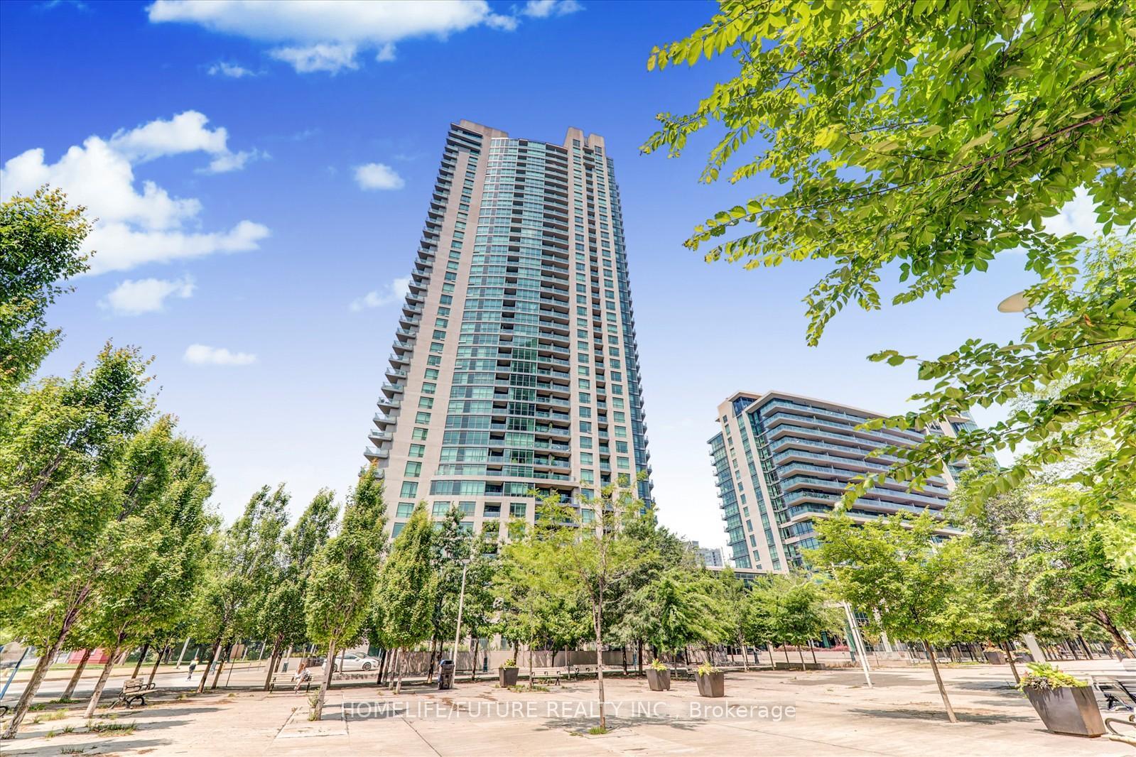 Property Photo: 215 Fort York Boulevard 1011 ON M5V 4A2