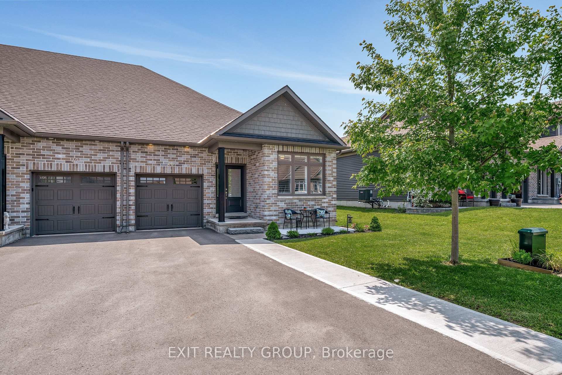 Property Photo:  40 Curtis Street  ON K0K 2T0 